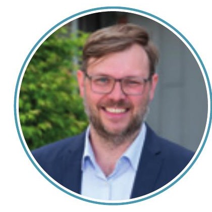 Porträt Lukas Schultz, Apotheke Vomp, Vomp